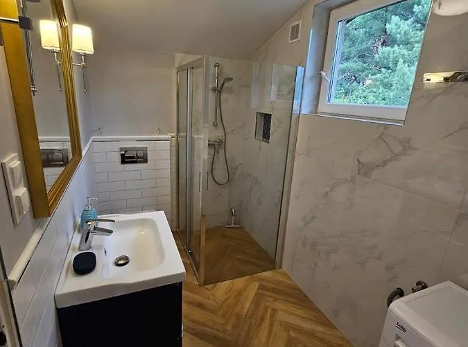 度假居 Lesne 赫尔